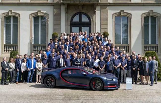 Bugatti in festa: prodotta la centesima Chiron