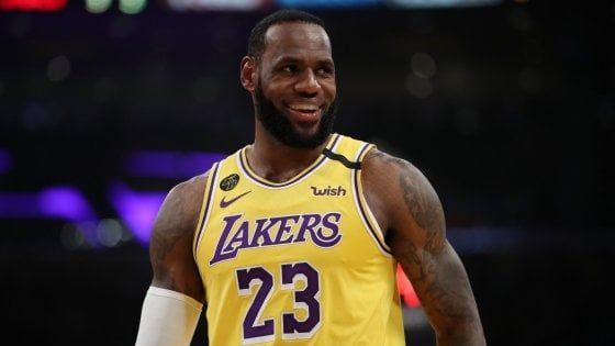 Basket, Nba: LeBron James ci ripensa: "Pronto a giocare a porte chiuse"