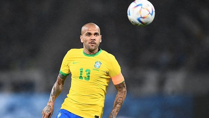 Dani Alves indagato per violenza sessuale a Barcellona
