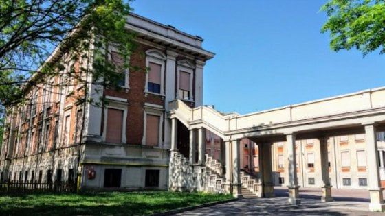 Fidenza, sindaco Massari alla preside: "Non interrompa la tradizione dei canti di Natale"