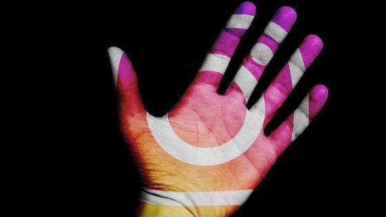 "I social network discriminano le donne". Meno like su Instagram ai profili rosa 