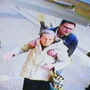 Investe pensionata e fugge<br />Sospettato un barista