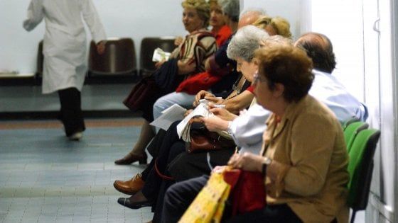 Tumori, 500 casi al giorno negli over 70