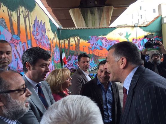 Silvestri, sotto inchiesta per voto di scambio. Su Facebook le foto con Orlando, Guerini e Valente