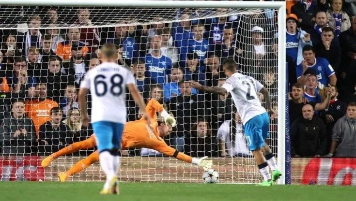 Gli azzurri all’assalto dei Rangers Glasgow: caccia al primo posto. 40 mila al Maradona
