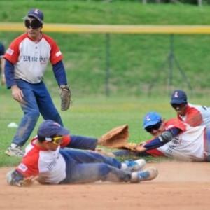 Ada e Matteo, ambasciatori in America. Insegnano ai ciechi come si gioca a baseball