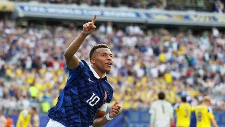La Francia è uno spettacolo: Mbappé e Barcola firmano il 3-0 alla Svezia
