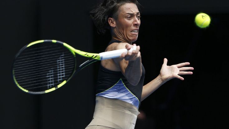 Australian Open, fuori subito Schiavone: un cerotto sulle ferite della Leonessa