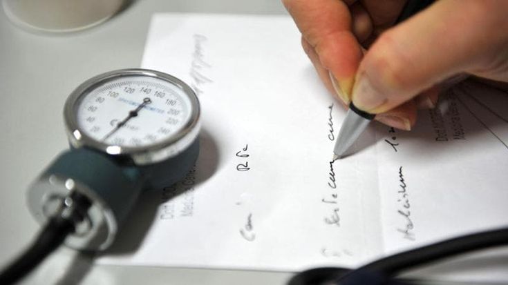 Calabria, medici multati per aver prescritto su ricetta rossa analgesici ai pazienti