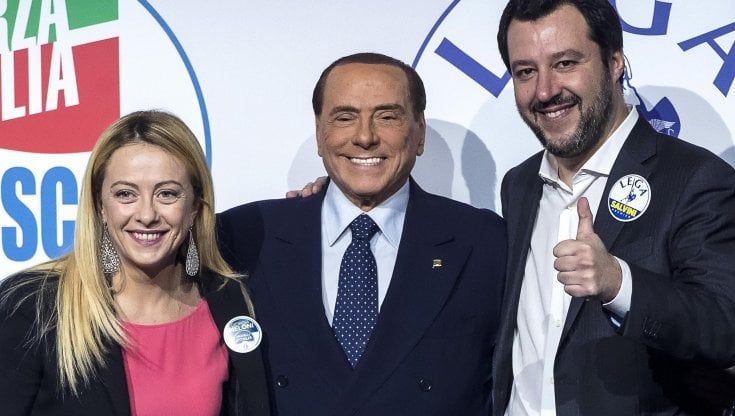 Centrodestra, il sospetto di FdI sugli alleati: “Vogliono impedire il sorpasso” 