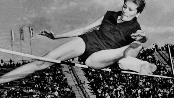 Roma 1960: la sforbiciata di Iolanda Balas, il salto in alto prima di Fosbury 