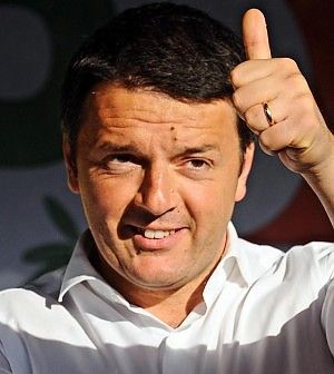 Renzi trionfa e abbatte lo spread.Piazza Affari brinda al voto: +3,6%