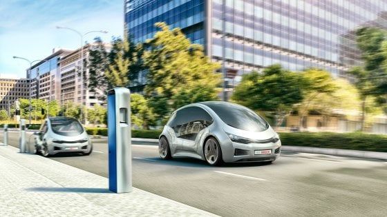 Il mercato delle auto intelligenti vale 1,2 miliardi di euro in Italia