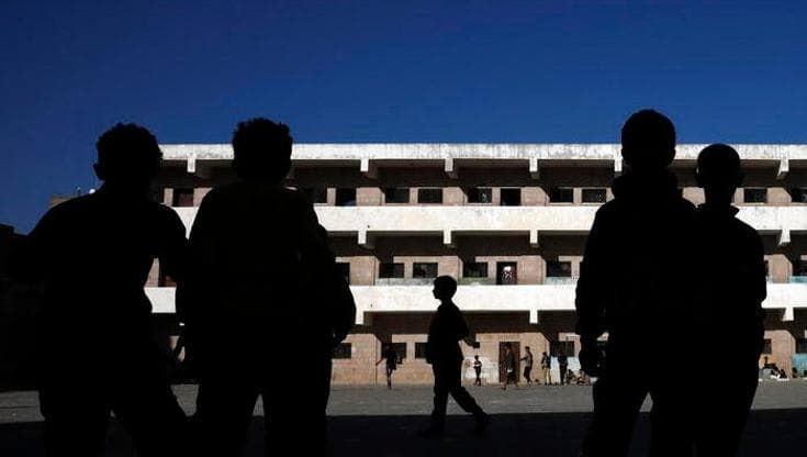 L’esplosione di violenza giovanile si combatte (anche) con meno web e più esperienze condivise