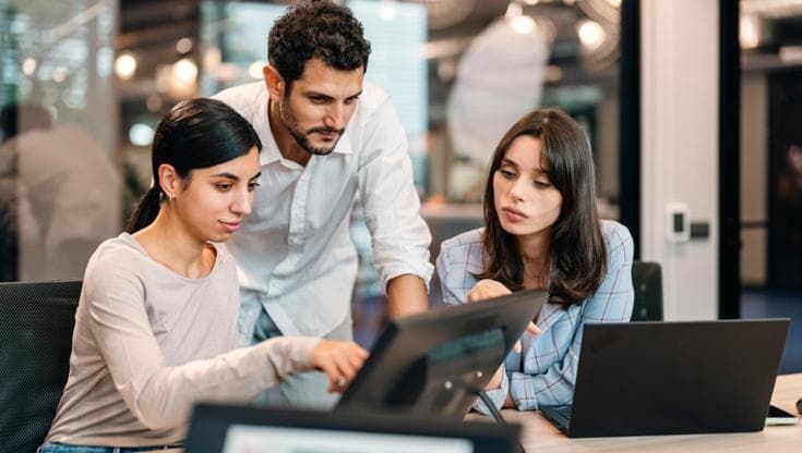 L’AI che potenzia il lavoro umano: la sfida delle competenze secondo Talentware