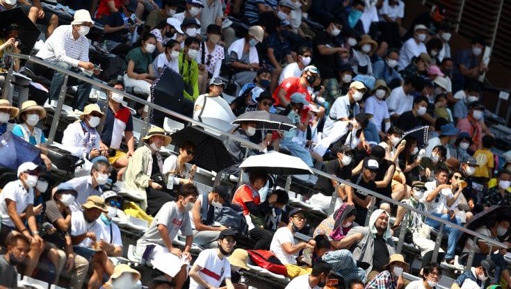 Ecco il pubblico a Tokyo: folla per la gara di ciclismo