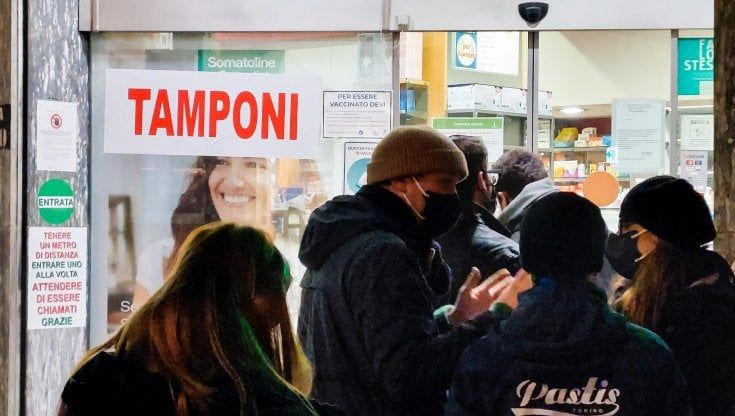 Covid, a Parma 1.889 nuovi casi e quattro decessi. Ventuno pazienti in terapia intensiva