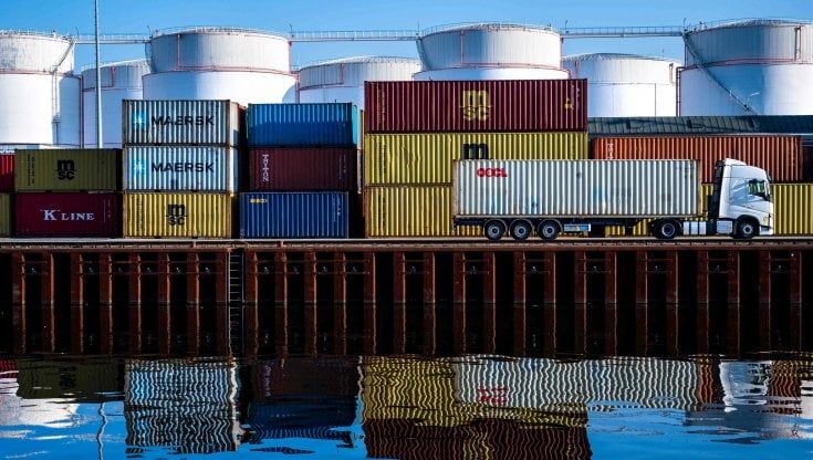 Commerci, forniture e produzione: la retromarcia della globalizzazione