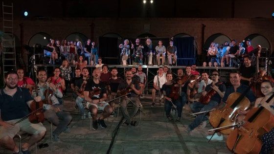 Medusa di Cuticchio, Pejman Tadayon in concerto e i balli garibaldini. Gli appuntamenti di venerdì 26 luglio