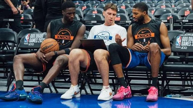 Riccardo Fois assistant coach dei Knicks: non essere bravo a basket mi ha portato a vincere in Nba