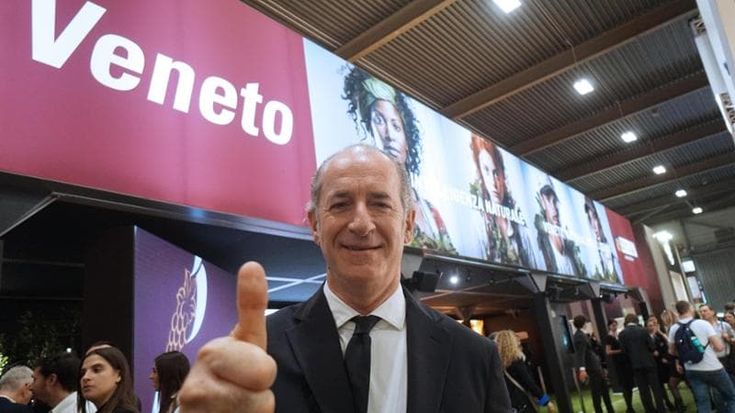 Autonomia, Forza Italia frena, nella Lega cresce il fronte anti-rinvio. Zaia attacca Tajani: “Mica facciamo un furto”