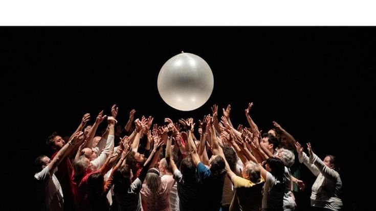 Incontro e ascolto: il teatro come cura oltre ogni giudizio