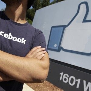 Post a sfondo sessuale sui social, il 20% dei ragazzi lo fa "per divertimento"