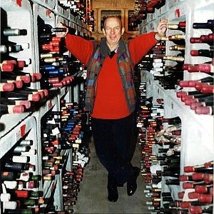 Cento vini di Veronelli all'asta da Bolaffi, a dieci anni dalla scomparsa