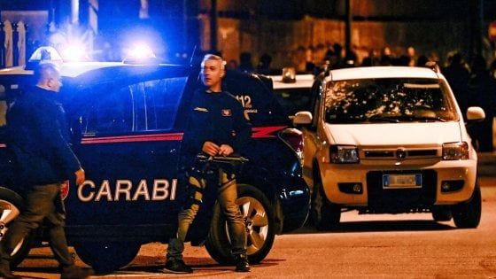 Truffe ed estorsioni online: giovane ricattato da finto poliziotto si suicida