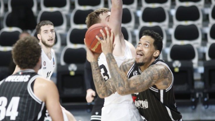 La Virtus batte i lituani ed è pronta per il derby