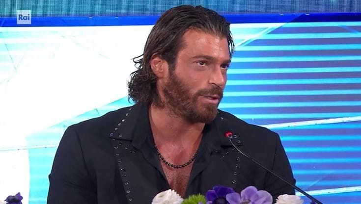 Controlli antidroga in aeroporto a Istanbul, Can Yaman: "Non c'è nessun caso, solo routine"