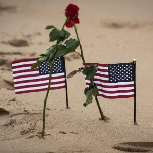Settantacinque anni fa, il D-Day. Trump agli alleati: "Il nostro legame è indistruttibile"