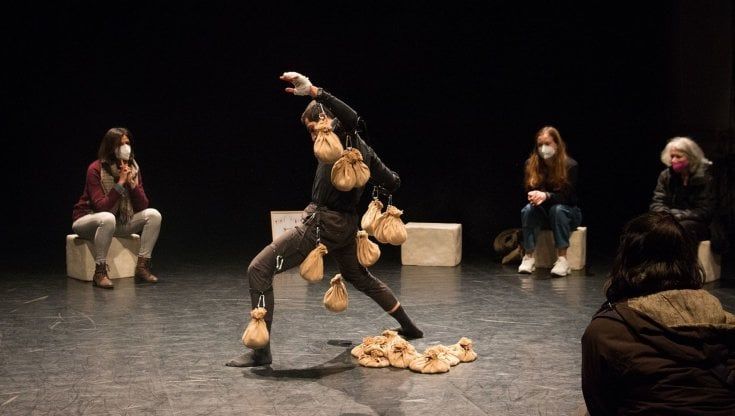 Festival Presente Futuro, il teatro indaga le metafore del corpo