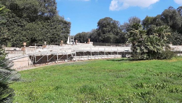 Reggia di Caserta: lavori di restauro della Fontana Margherita