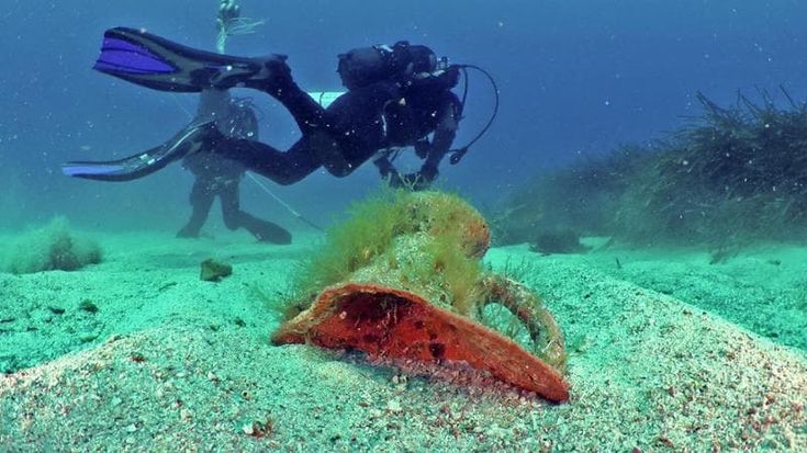 Un tuffo nel blu più profondo per conoscere i segreti della Sicilia