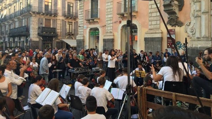 Rete dei Numeri Pari, dal centro alla periferia la carica della solidarietà