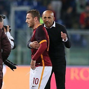 Roma, Spalletti: "Grazie Totti, sarei felice di allenarlo ancora". Pallotta: "Orgoglioso del capitano"