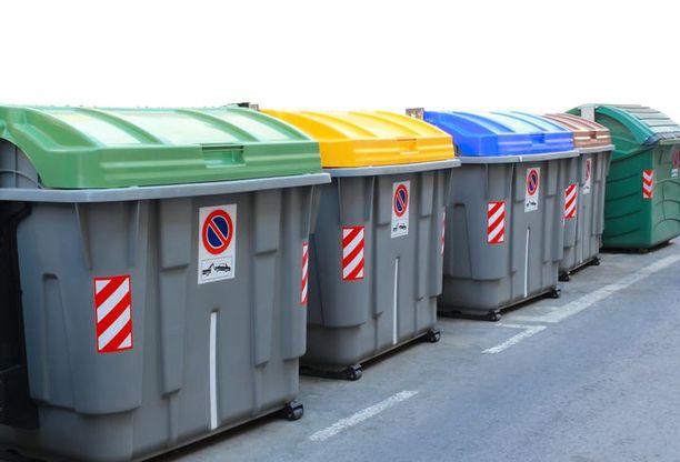 Raccolta differenziata, l'Italia fa scuola con una norma per non sbagliare cassonetto