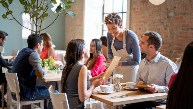 Cibo, anche ordinare al ristorante diventa un aiuto per il clima