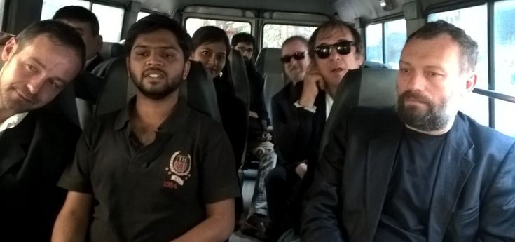 Roma - India, due esordienti al festival di Pune con 15.000 euro e un bodyguard