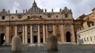 Violentava seminaristi: condanna postuma per il prete argentino delle missioni