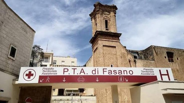 Niente cure per 25 malati di sclerosi sistemica: “Rimbalzati fra ospedali, nostra salute a rischio”