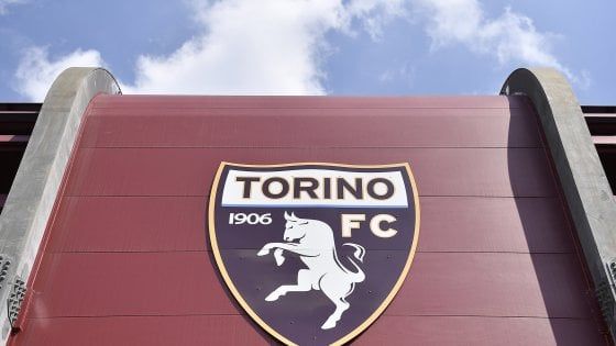 Torino, un positivo al Covid nello staff: annullate le amichevoli