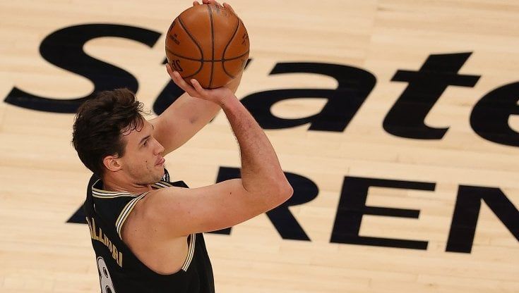 Basket Nba: Gallinari show e Atlanta risale, Utah domina anche i Lakers