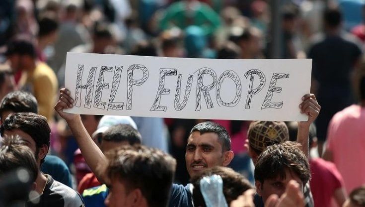 Migranti, "Inaccettabile la proposta di patto UE su immigrazione e richiedenti asilo"