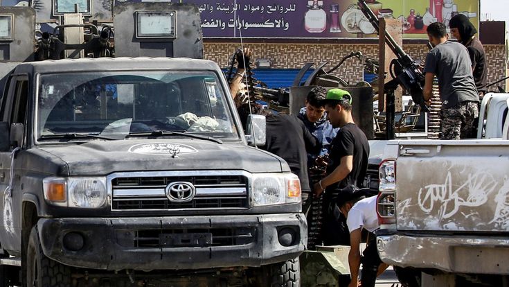 Tripoli, guerra alle porte. Haftar spinge l’offensiva e schiera anche i ragazzi