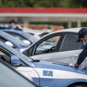 Foggia, assalto nel capannone della "Ladisa": rubati generi alimentari per 20 mila euro