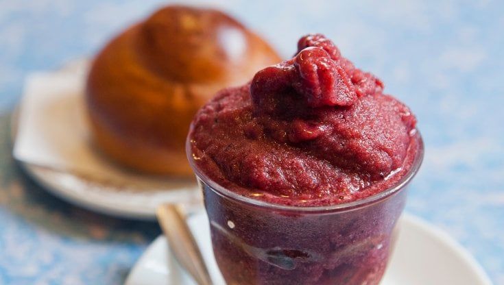 Storia della granita, il regalo degli arabi e delle nevi dell'Etna