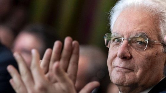 Stampa, Mattarella: "Informazione bene pubblico di rilevanza costituzionale" 