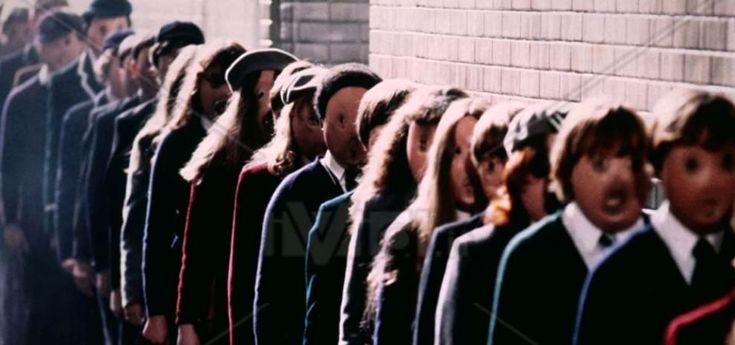 "Pink Floyd The Wall" all'isola Tiberina: la battaglia per il Cinema America continua